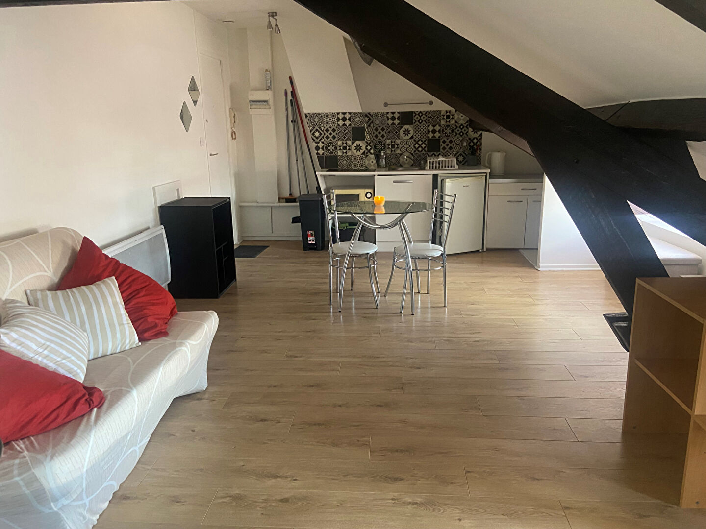 Appartement 1 pièce - 17m² - REIMS