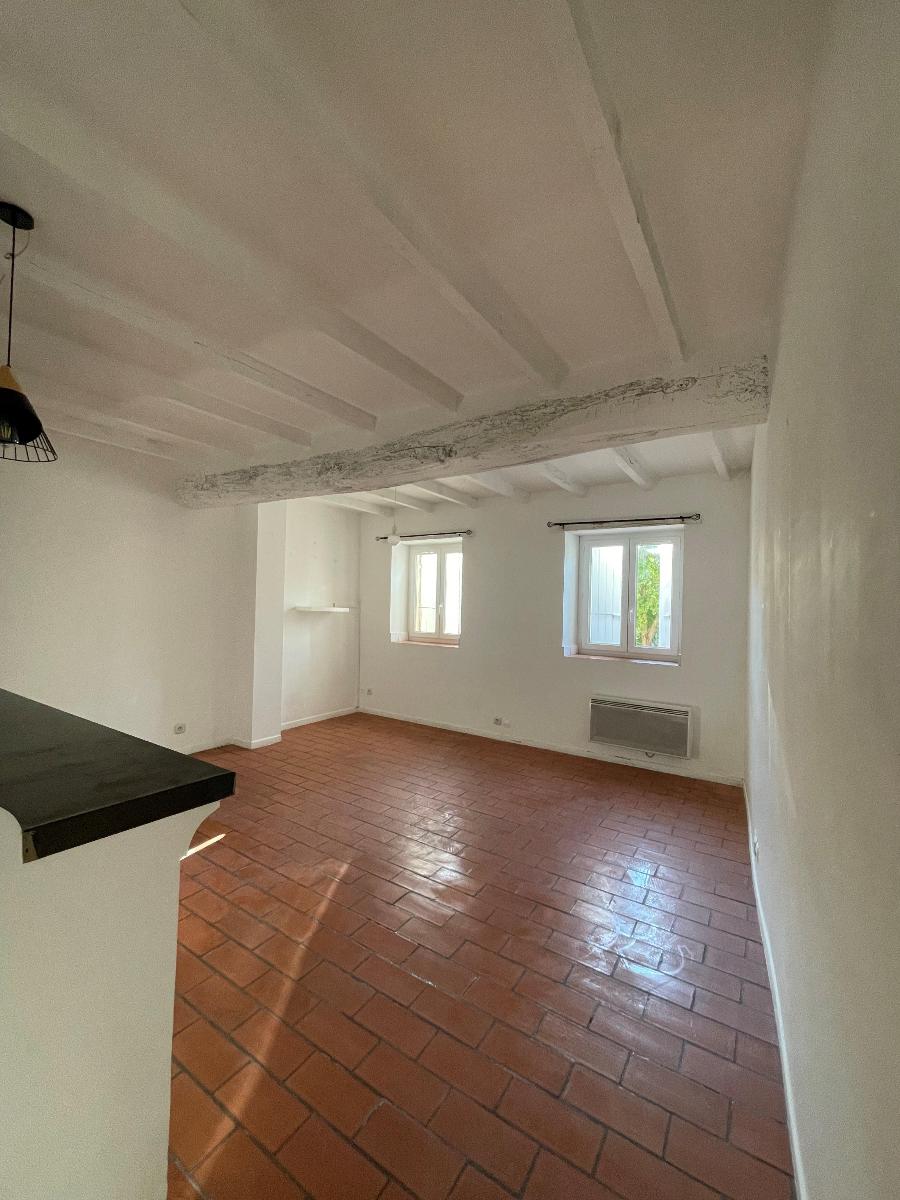 Appartement 2 pièces - 52m² - TOURVES