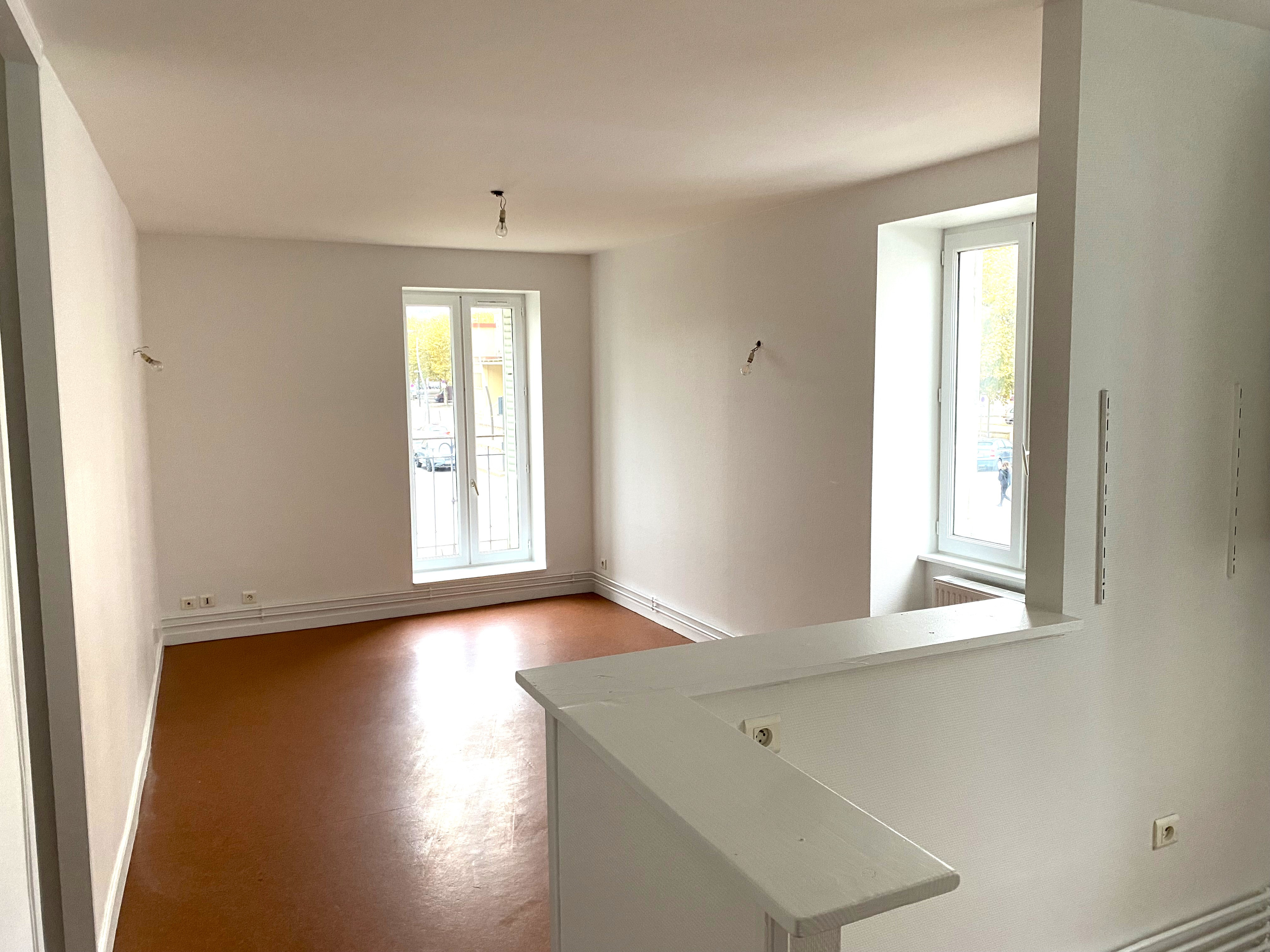 Appartement 3 pièces - 47m² - VILLEFRANCHE SUR SAONE