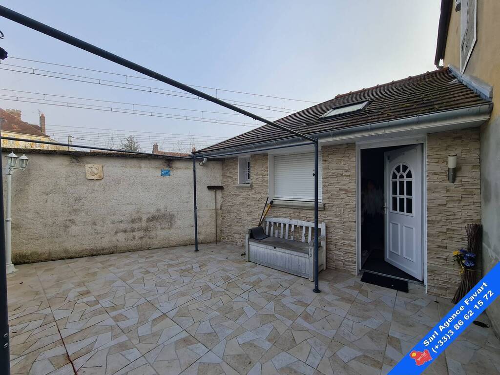 Maison 4 pièces - 91m² - BRIENON SUR ARMANCON