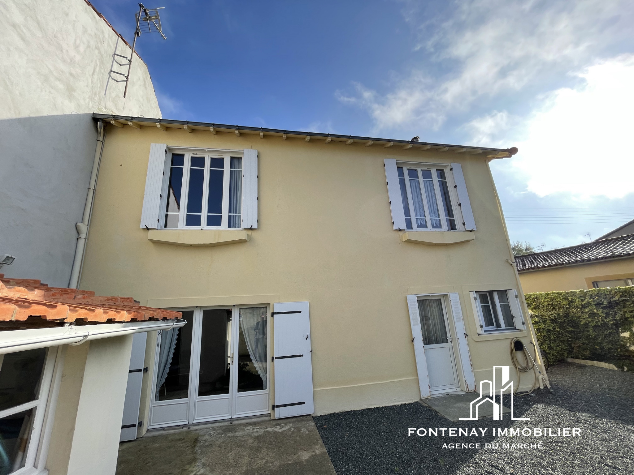 Maison 5 pièces - 130m² - FONTENAY LE COMTE