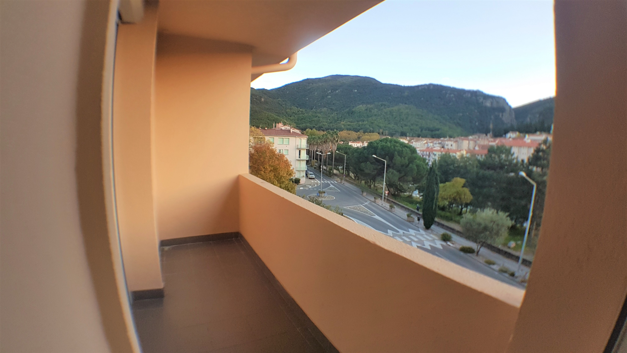 Appartement 3 pièces - 55m² - AMELIE LES BAINS PALALDA