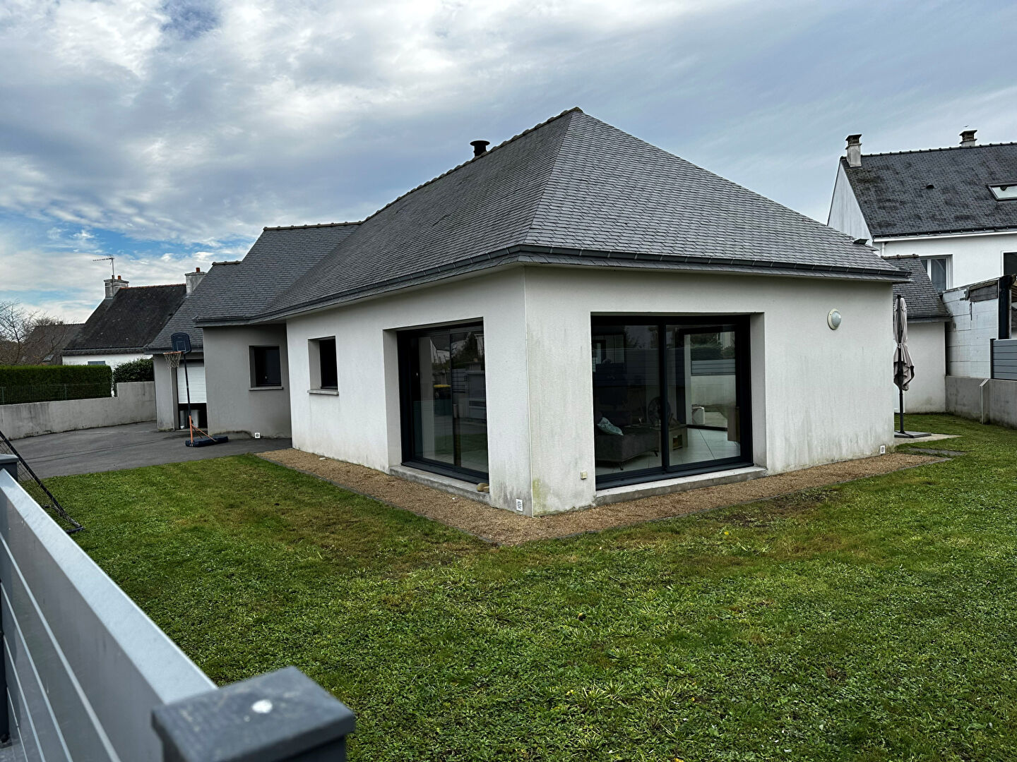 Maison  - 100m²