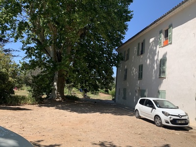 Appartement 1 pièce - 27m² - HYERES