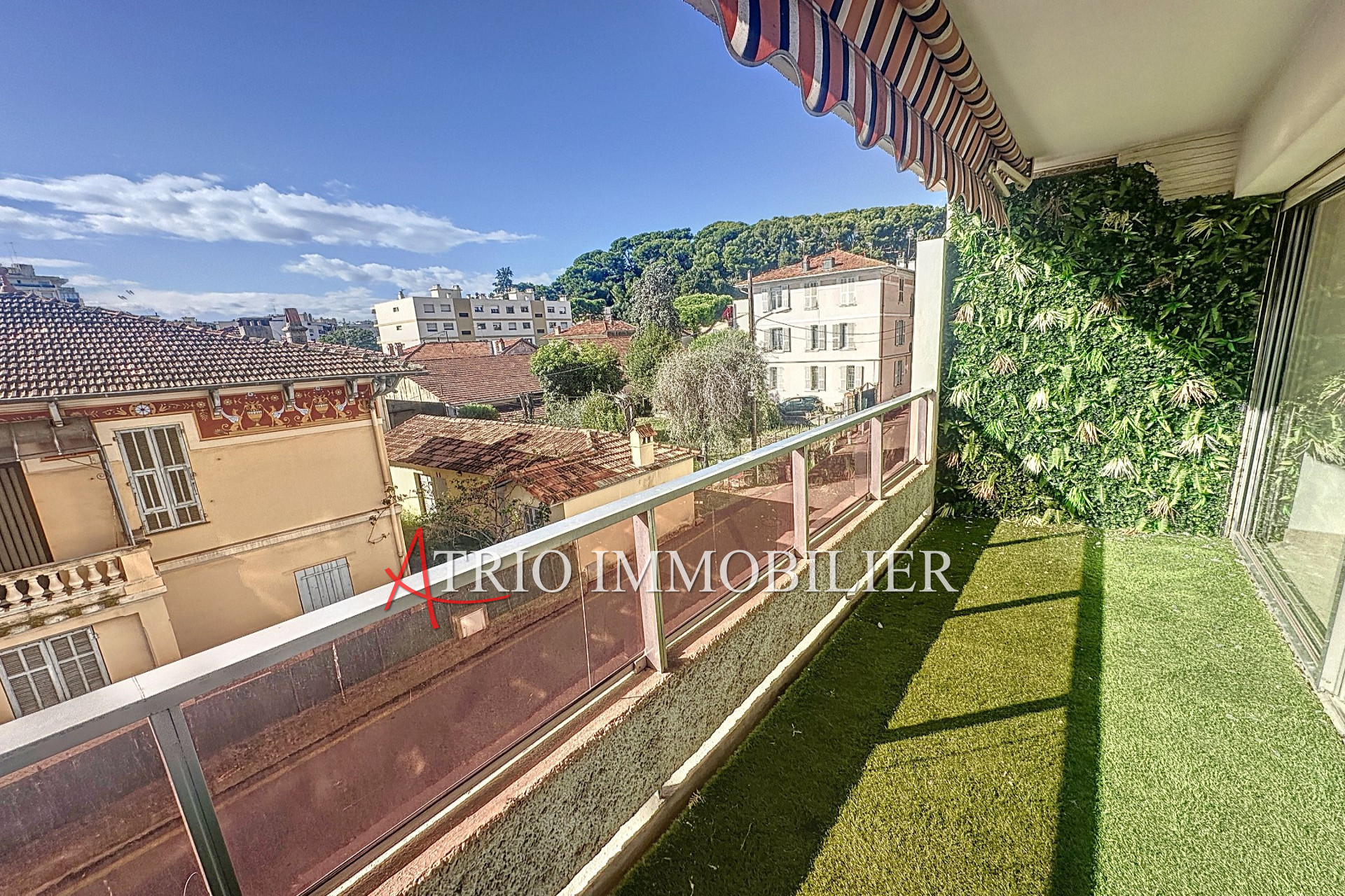 Appartement 2 pièces - 48m² - ST LAURENT DU VAR