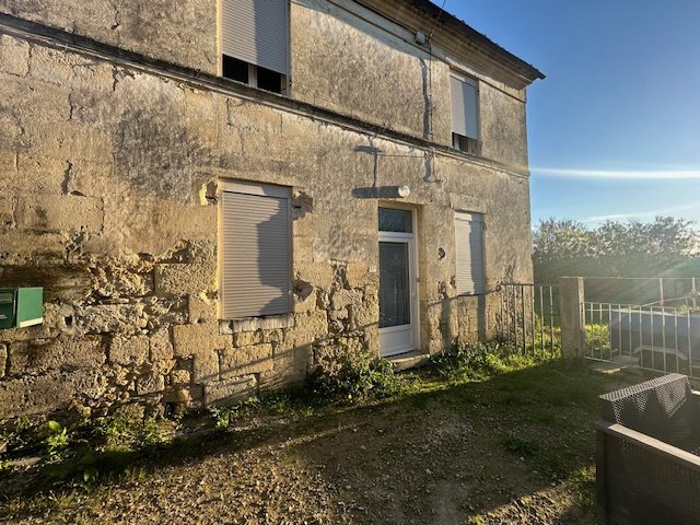 Maison 5 pièces - 116m² - LESTIAC SUR GARONNE