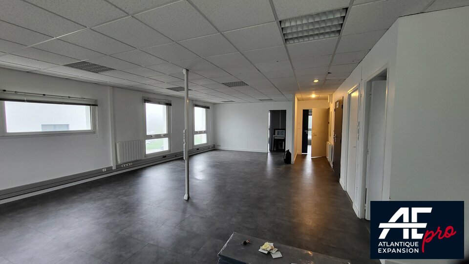 Local Professionnel  - 115m² - ST NAZAIRE