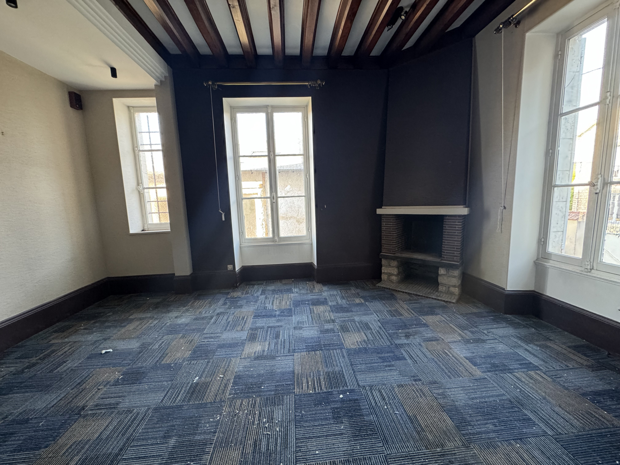 Local Professionnel  - 63m² - BOURGES