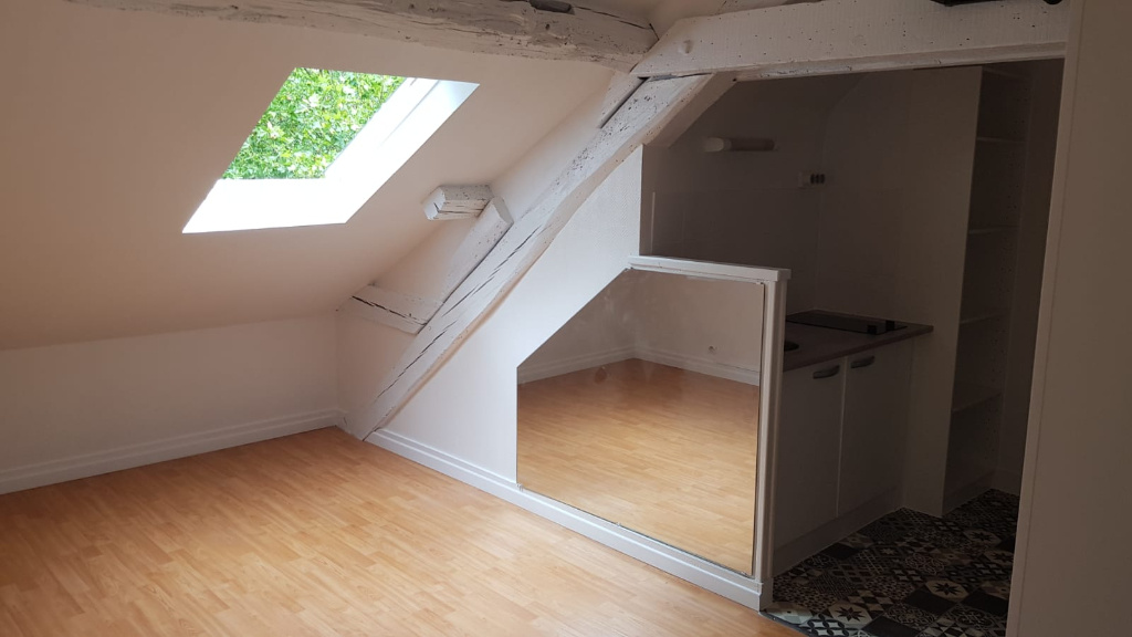 Appartement 1 pièce - 15m² - TOURS