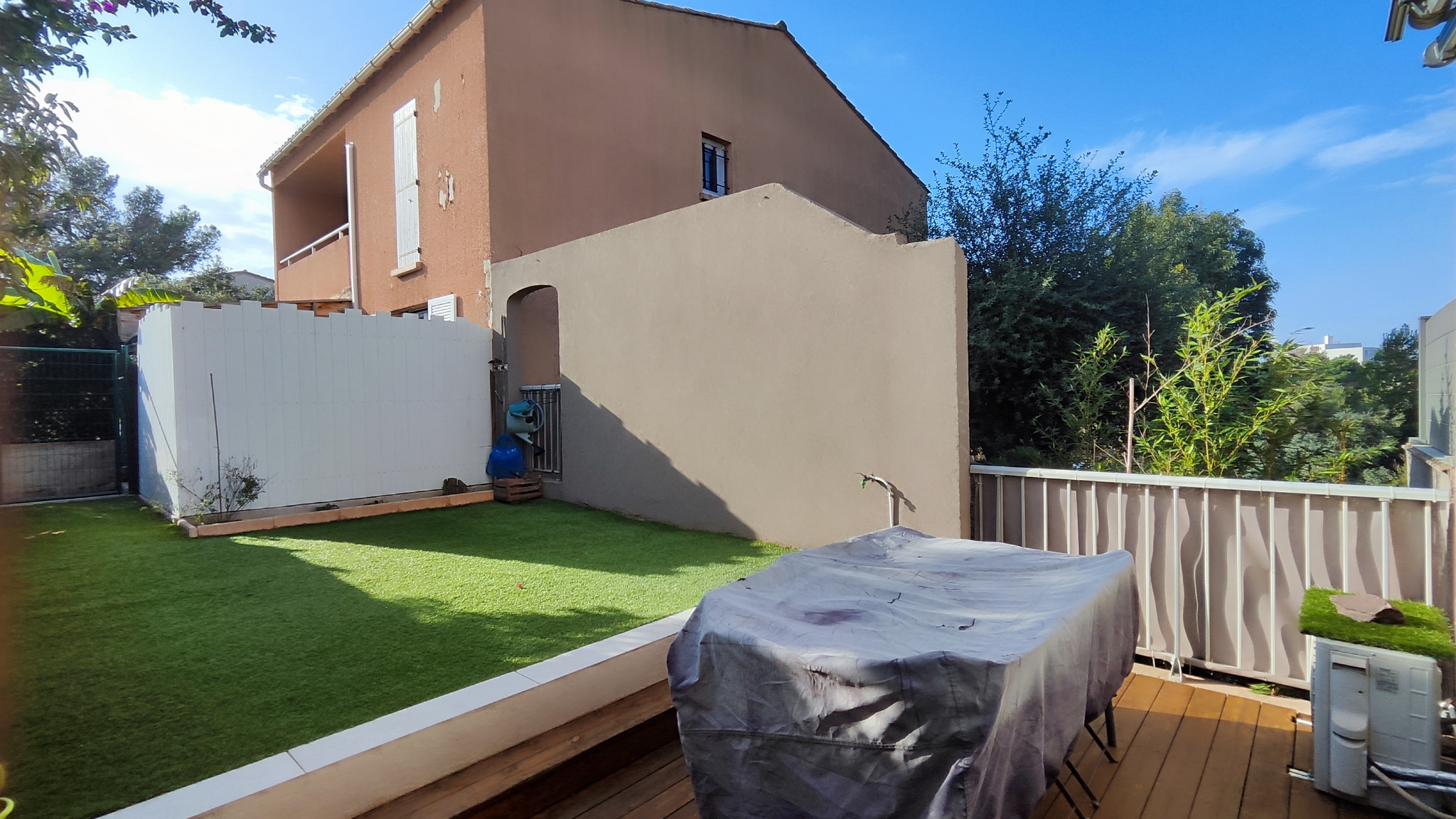 Maison 3 pièces - 67m² - ST RAPHAEL