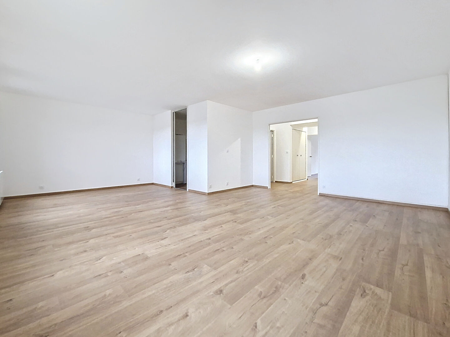 Local Professionnel  - 110m² - METZ