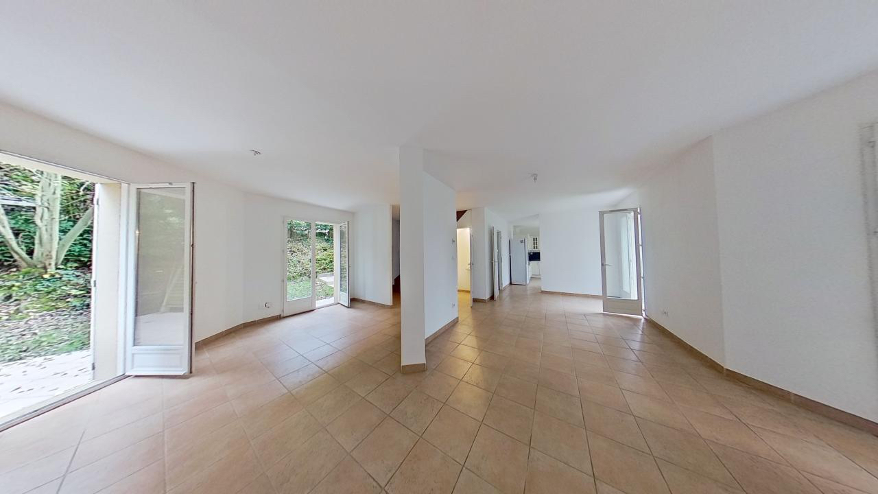 Maison 7 pièces - 166m²