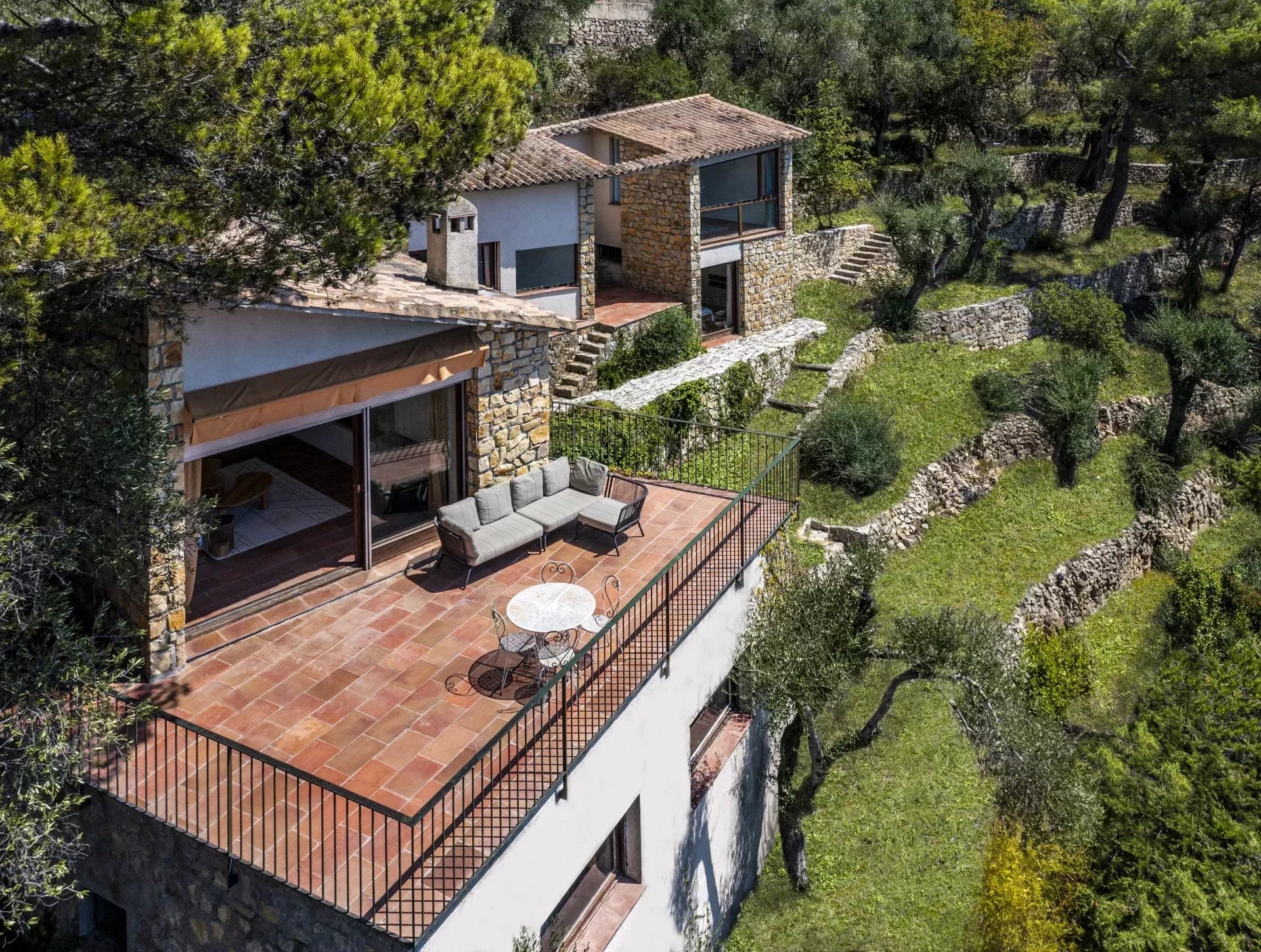 Maison 6 pièces - 200m² - EZE