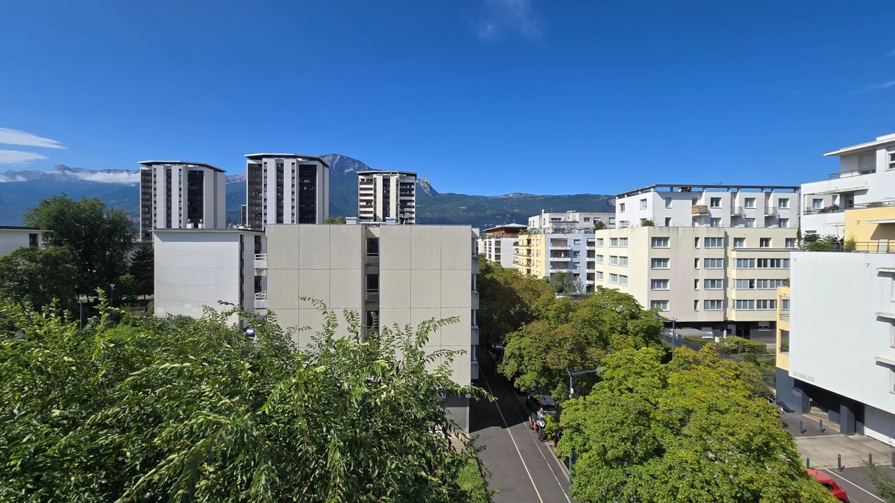 Appartement 1 pièce - 17m² - GRENOBLE