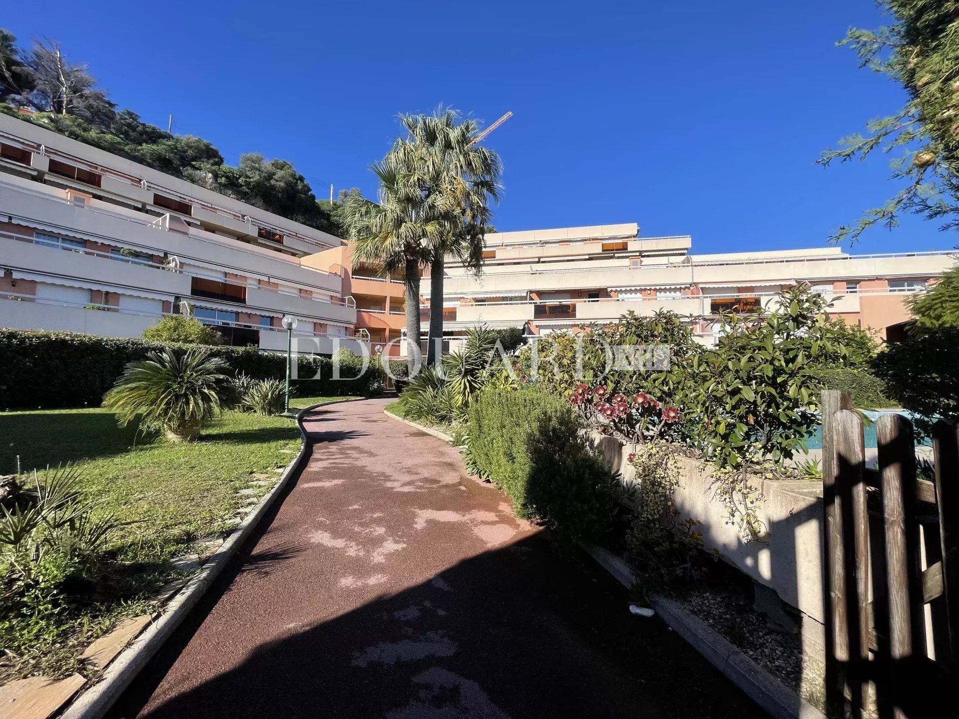 Parking  - ROQUEBRUNE CAP MARTIN