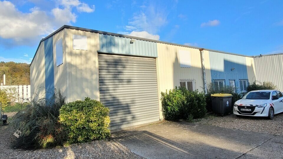 Local industriel  - 166m² - DARNETAL