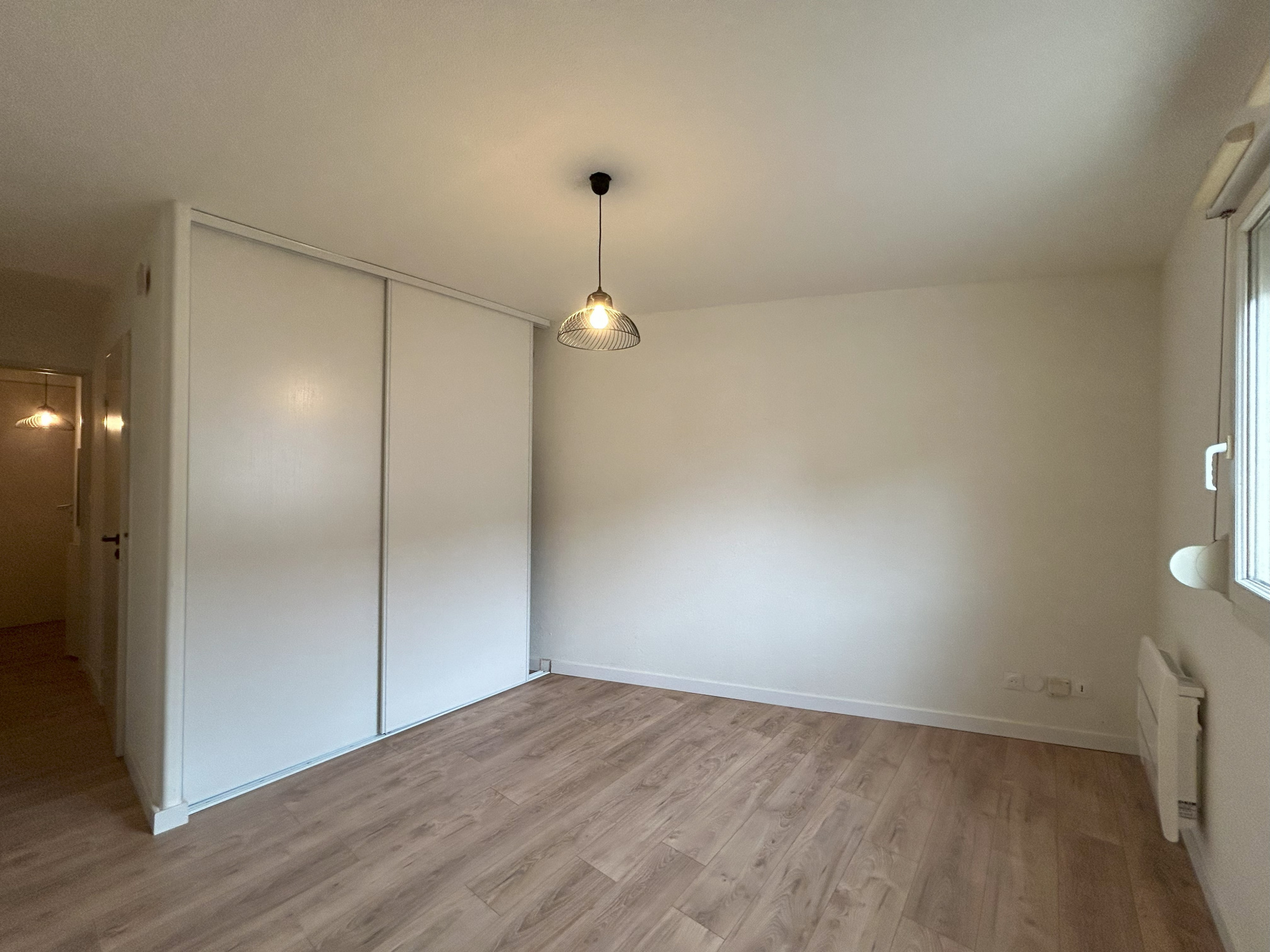 Appartement 1 pièce - 18m² - NIMES