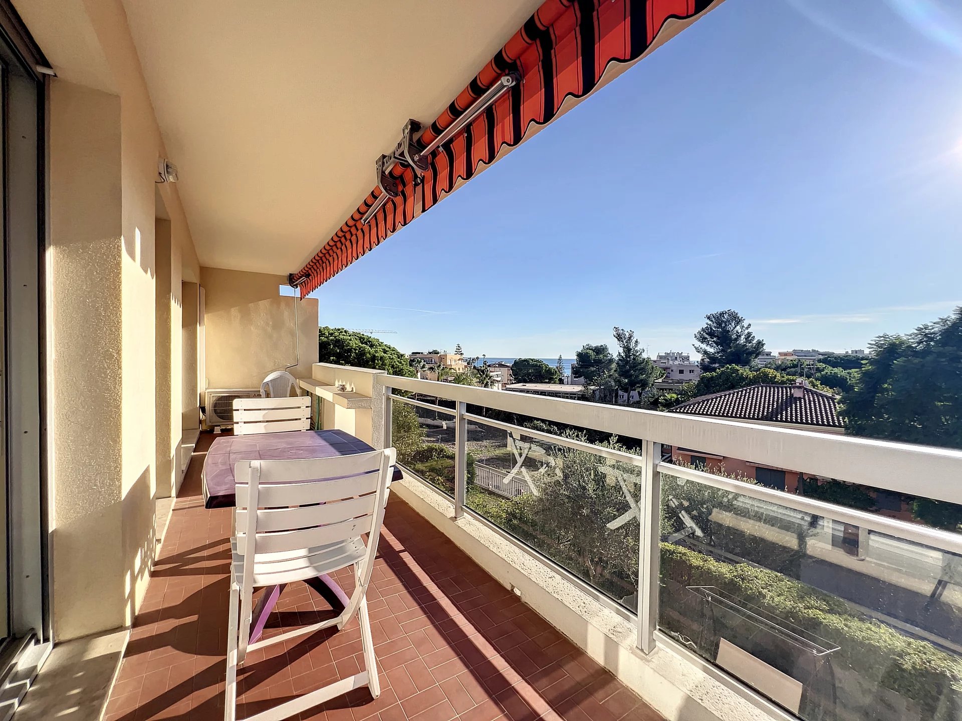 Appartement 2 pièces - 37m² - ROQUEBRUNE CAP MARTIN