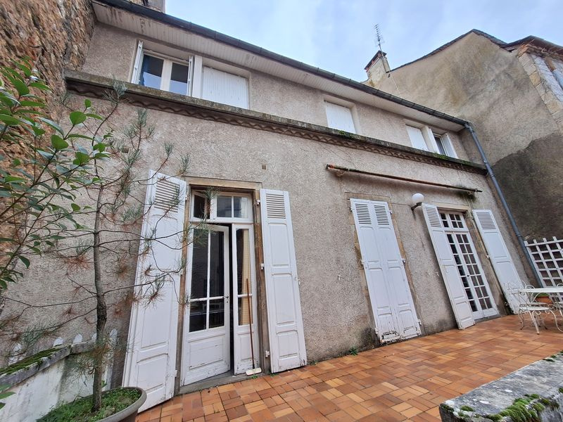 Maison 7 pièces - 232m² - ST CERE