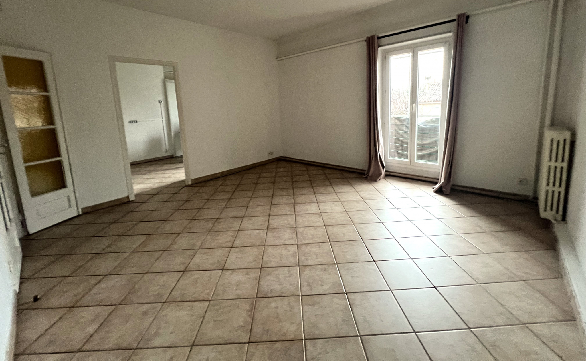 Appartement 3 pièces - 77m² - GARDANNE