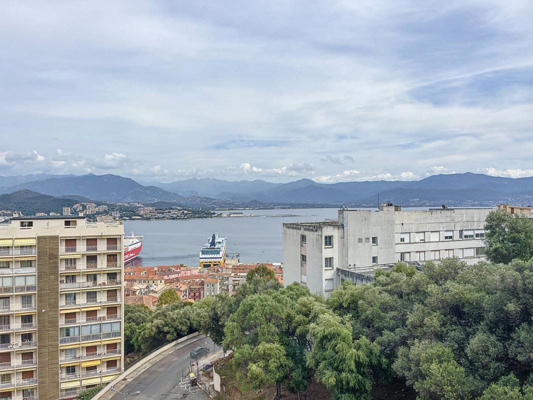 Appartement 4 pièces - 109m² - AJACCIO