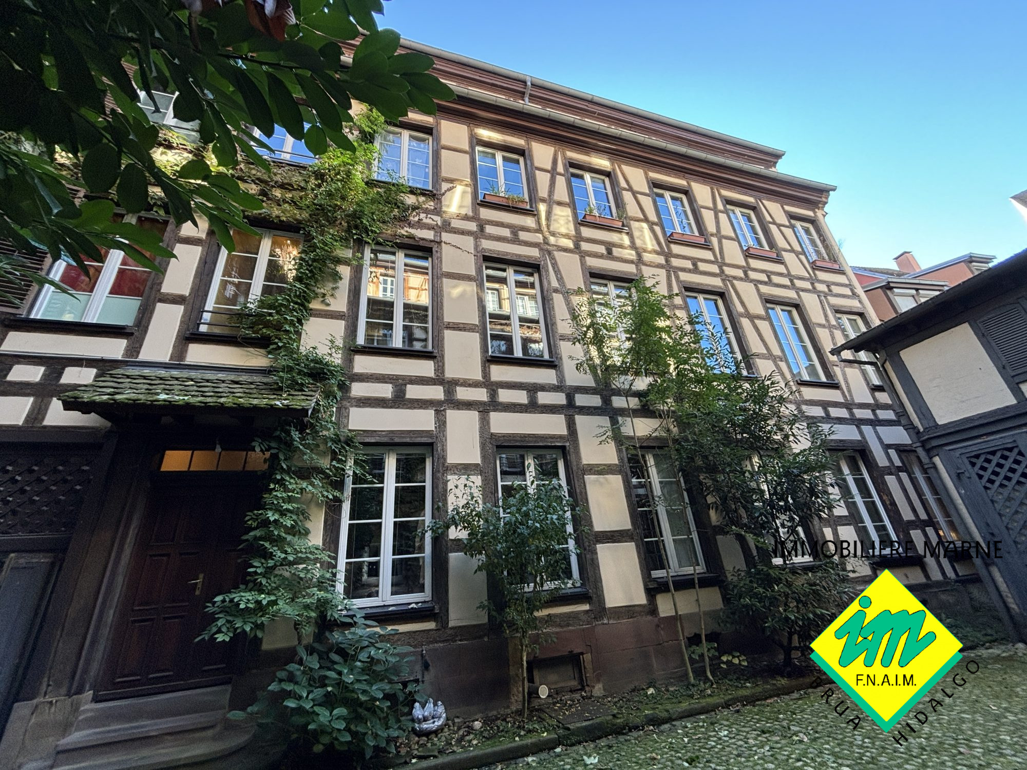 Appartement 5 pièces - 133m² - STRASBOURG