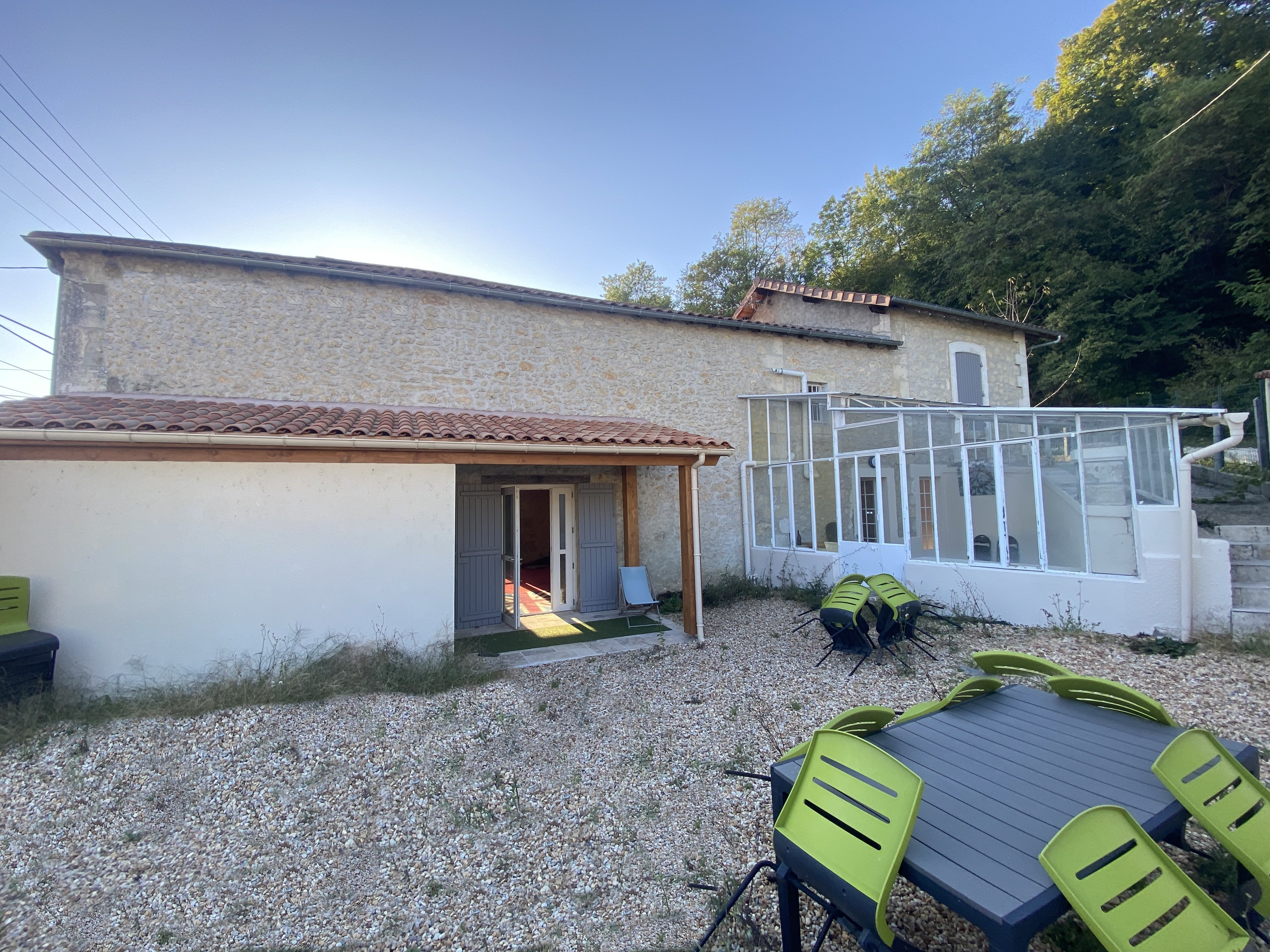 Maison 4 pièces - 190m² - TRELISSAC