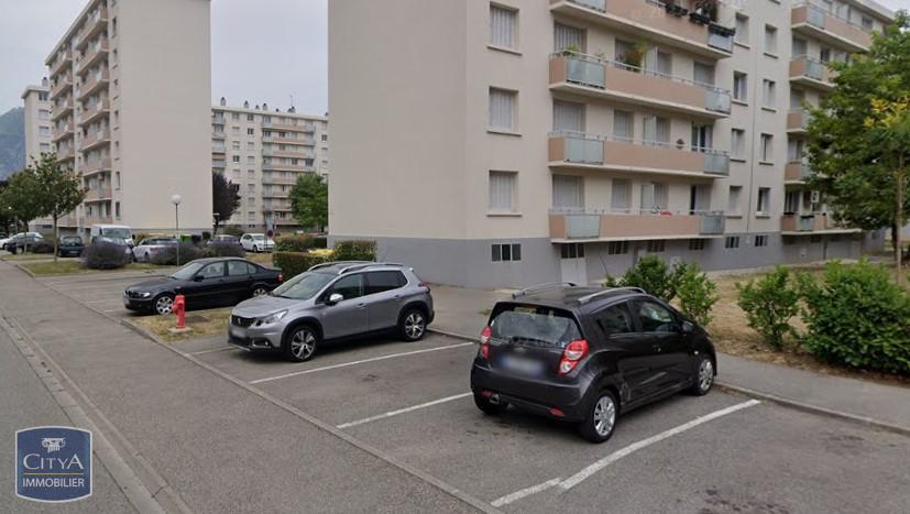 Parking  - SEYSSINET PARISET