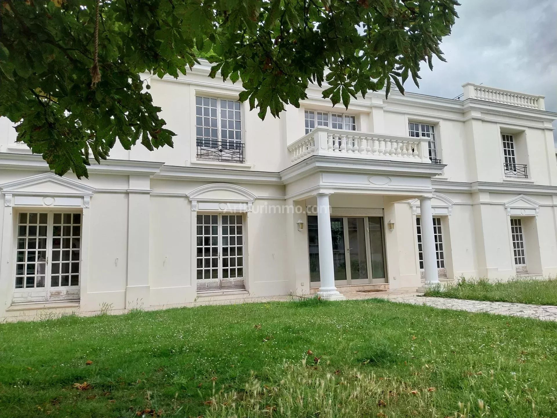 Maison 8 pièces - 279m² - LE PERREUX SUR MARNE