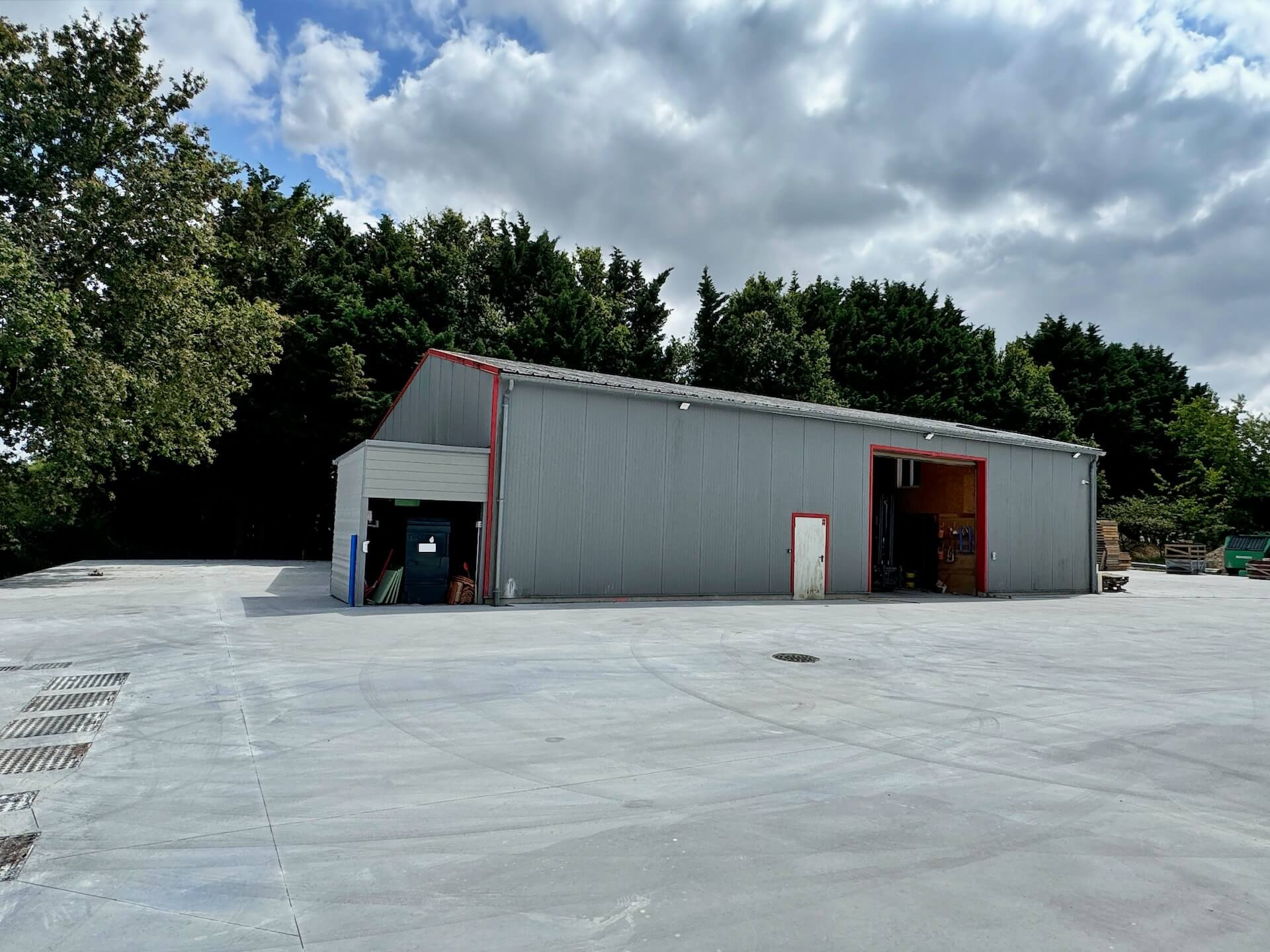 Local industriel  - 260m² - THOUARE SUR LOIRE