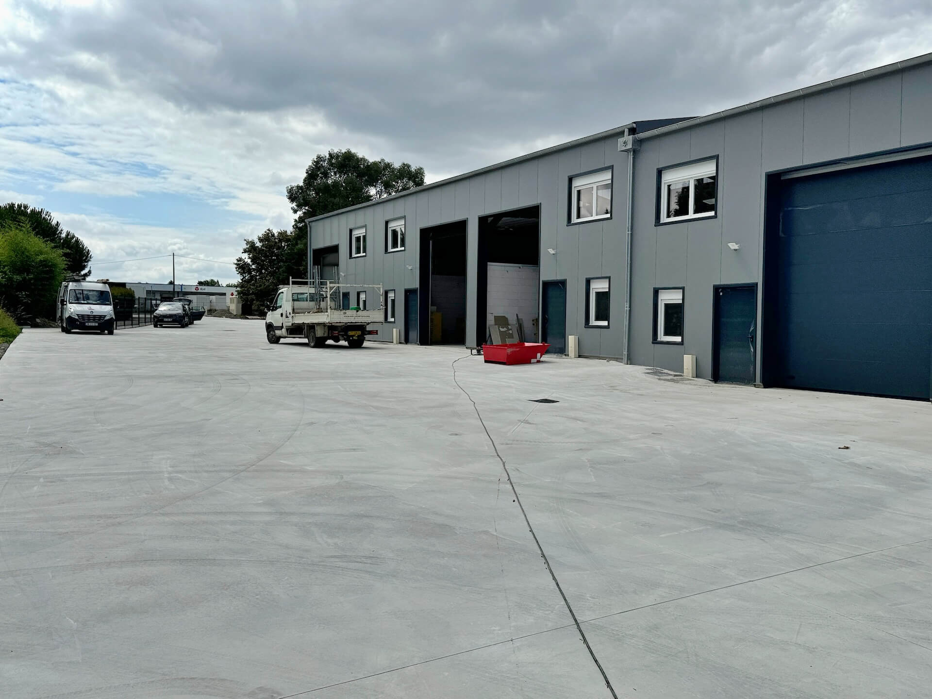 Local industriel  - 176m² - THOUARE SUR LOIRE