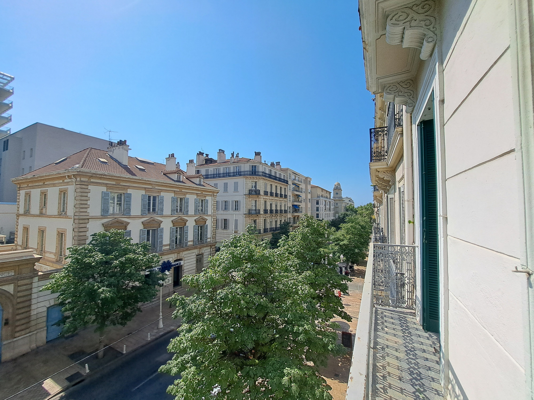 Appartement 5 pièces - 98m² - TOULON