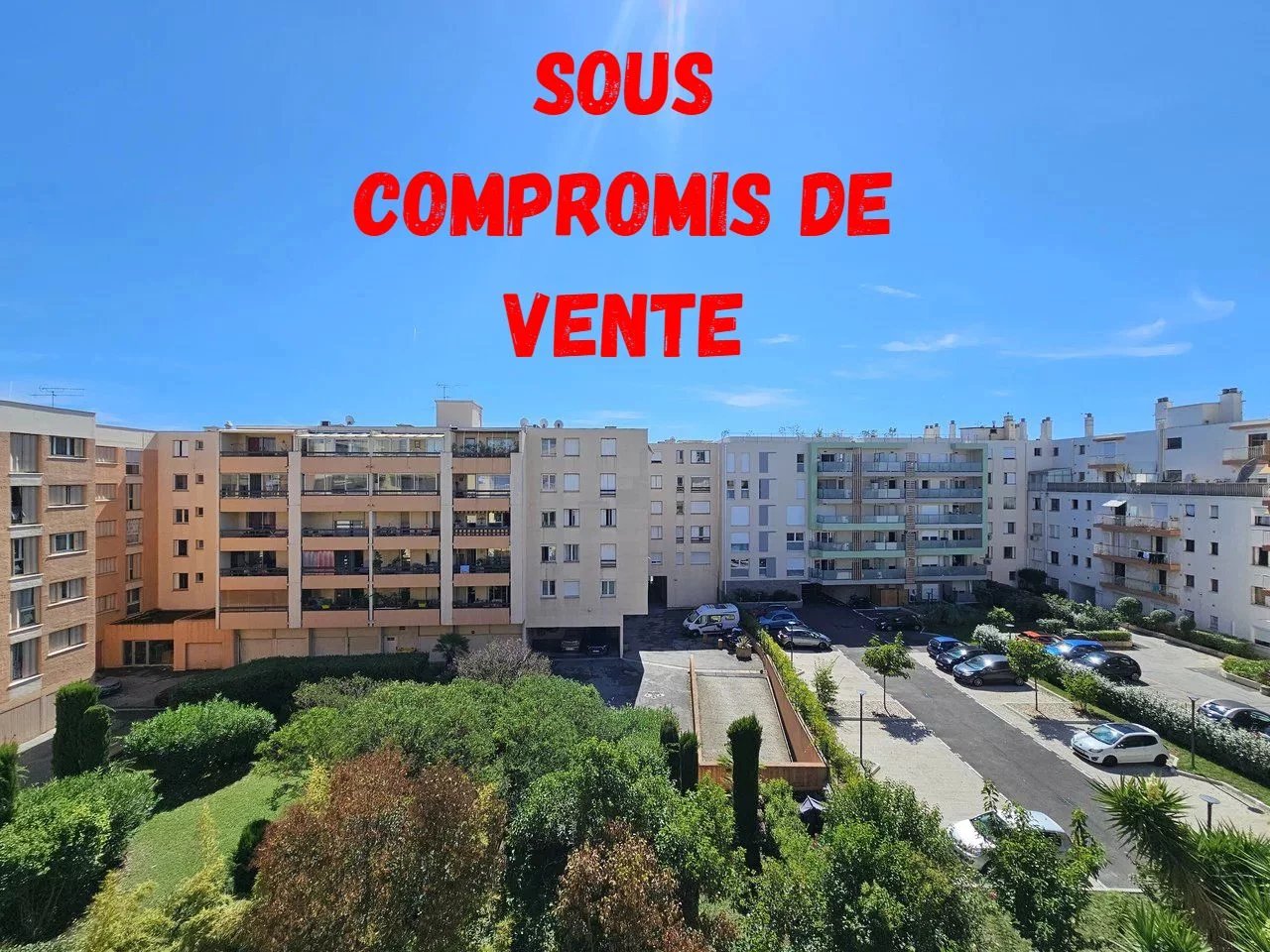 Appartement 1 pièce - 32m² - ST LAURENT DU VAR