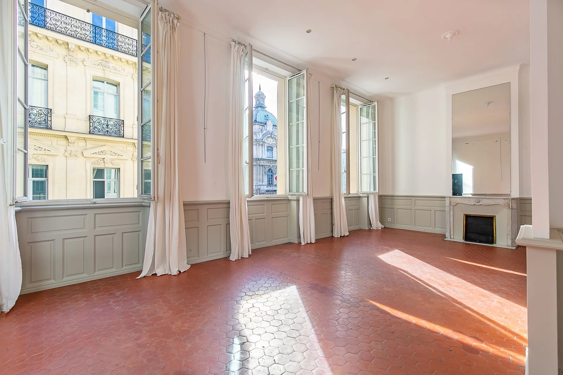 Appartement 5 pièces - 139m² - MARSEILLE  - 6ème