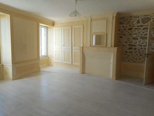 Appartement 2 pièces - 52m² - BELLAC