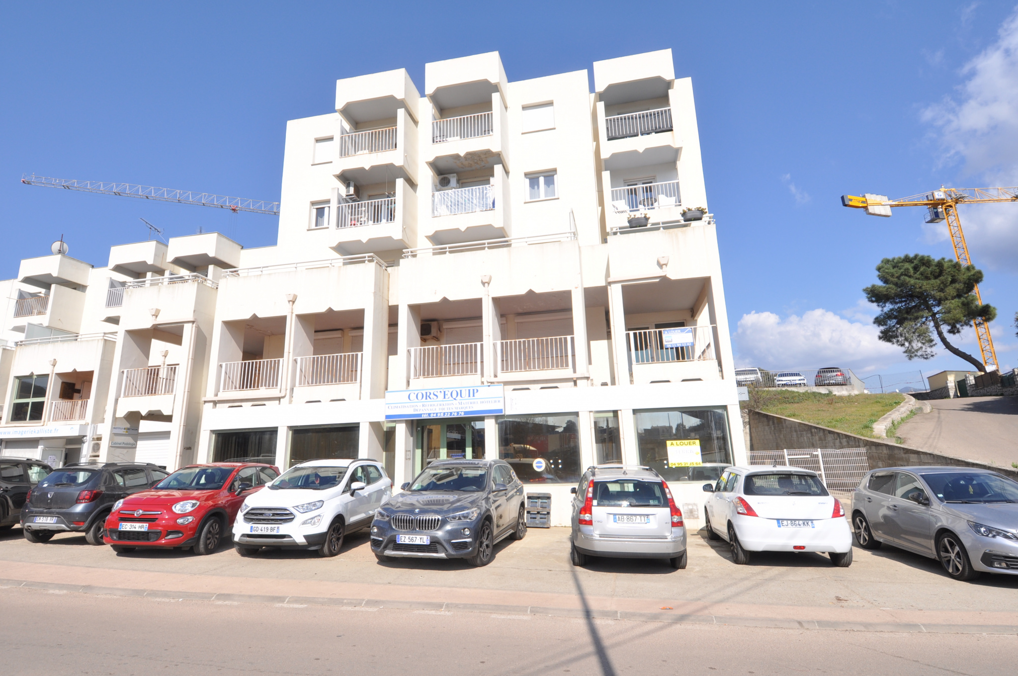 Local commercial  - 177m² - MEZZAVIA