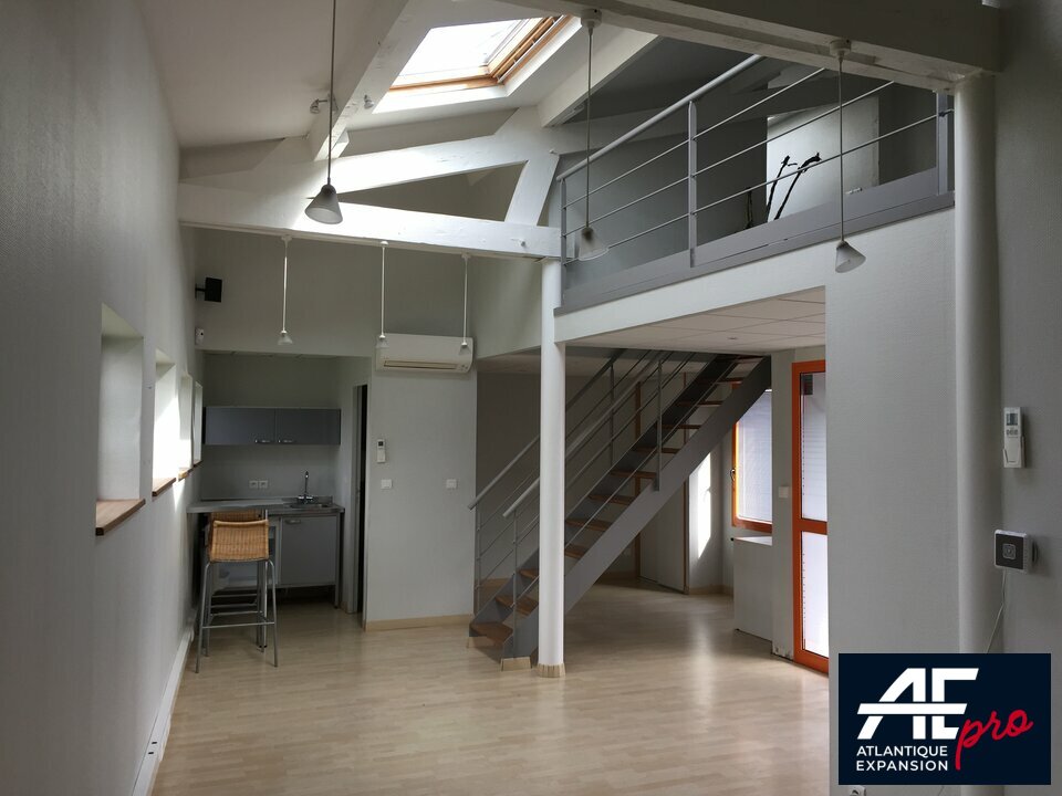 Local Professionnel  - 75m² - ST NAZAIRE