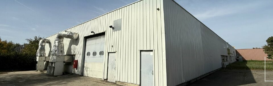 Local industriel  - 1 970m² - BRON