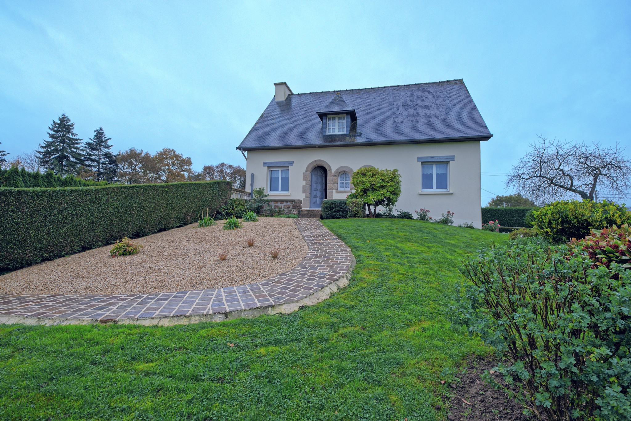 Maison 7 pièces - 134m² - ST SAUVEUR DES LANDES