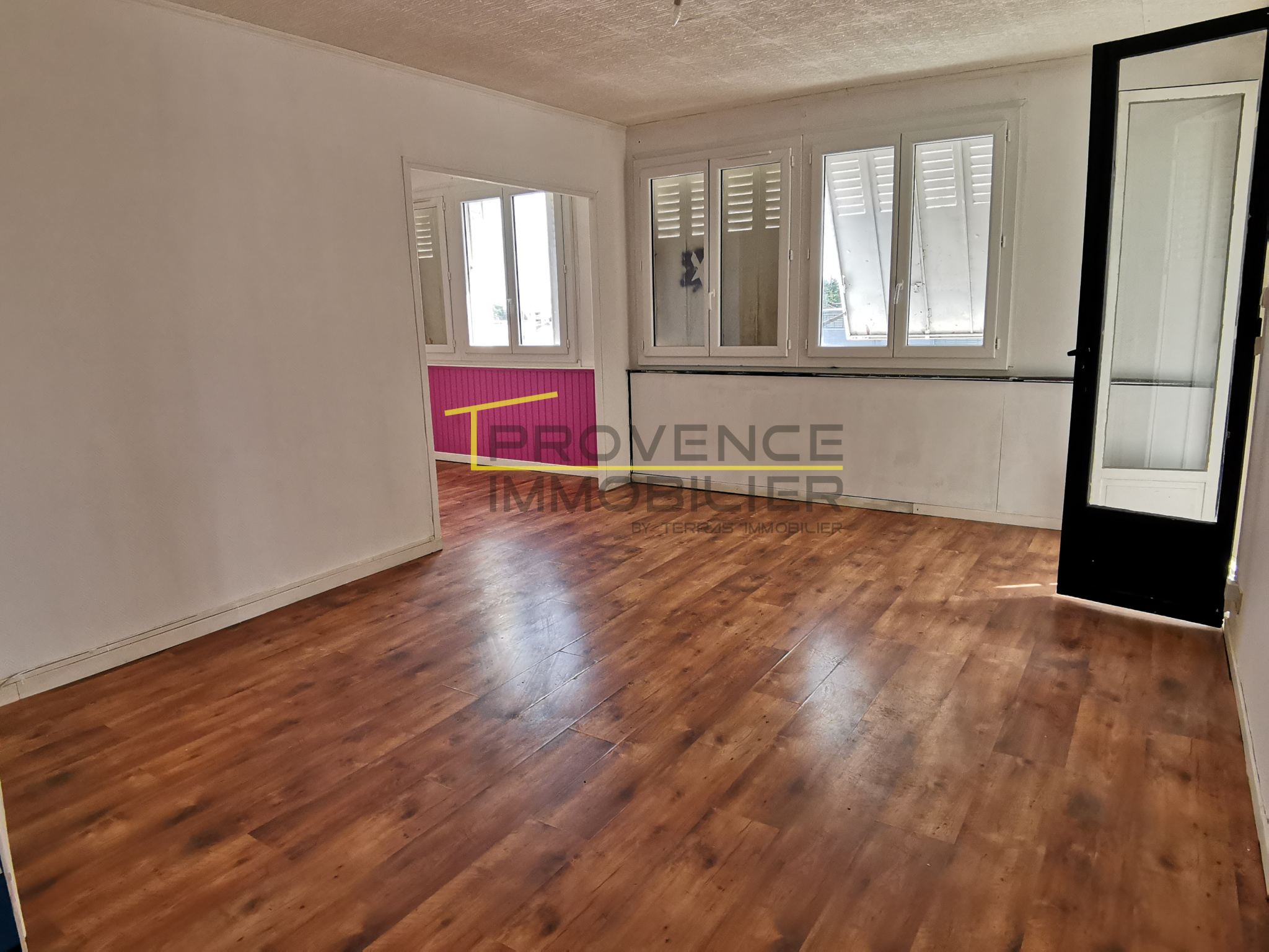 Appartement 4 pièces - 69m² - MONTELIMAR