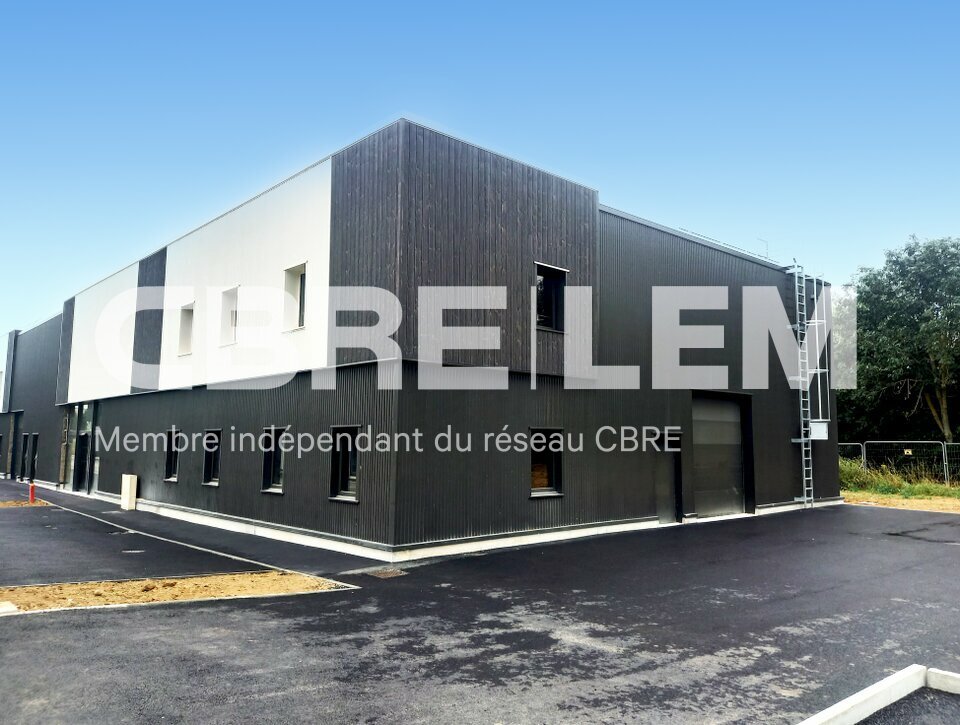 Local industriel  - 253m² - CORMELLES LE ROYAL