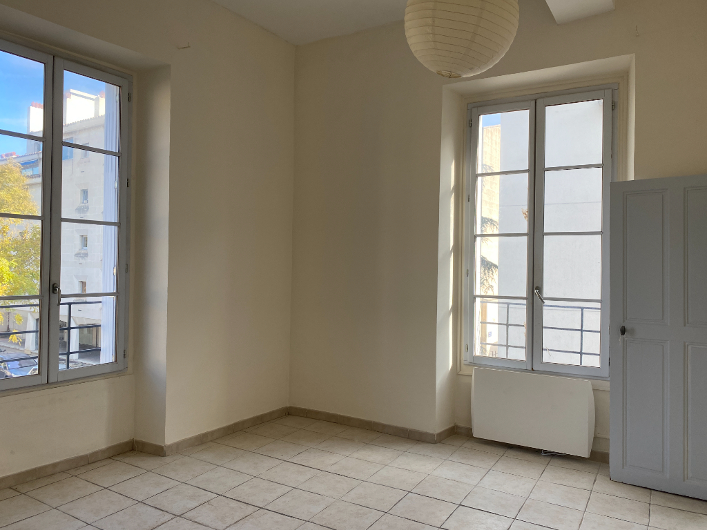 Appartement 2 pièces - 47m² - AVIGNON