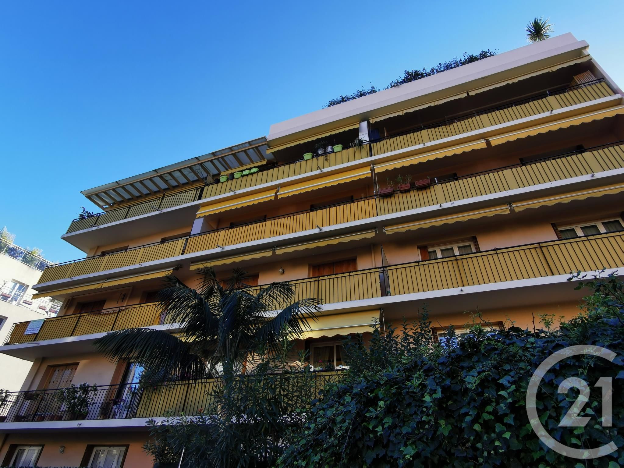 Appartement 2 pièces - 42m² - ROQUEBRUNE CAP MARTIN