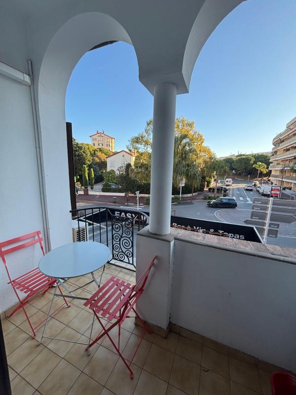 Appartement 1 pièce - 47m² - ANTIBES