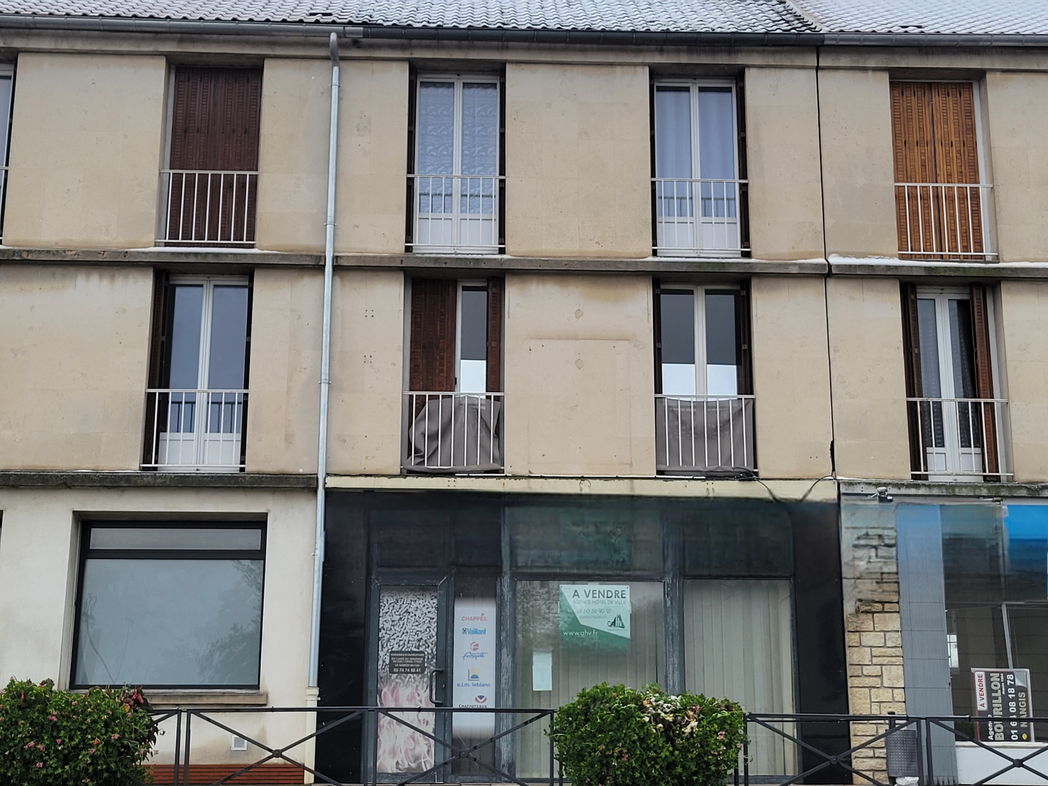 Immeuble  - 72m² - MONTEREAU FAULT YONNE