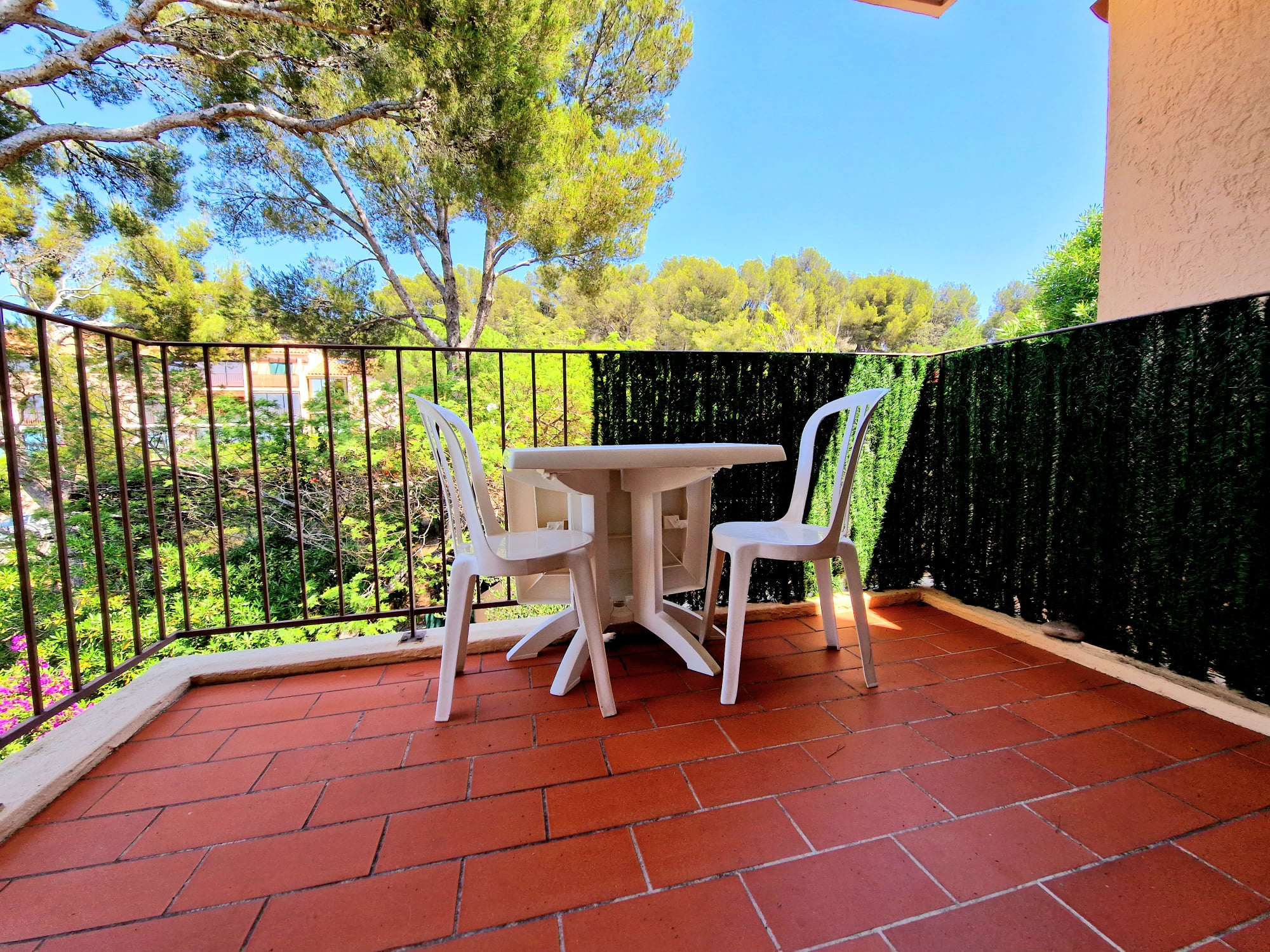 Appartement 1 pièce - 21m² - ST MANDRIER SUR MER