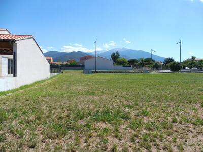 Terrain  - 466m² - VINCA