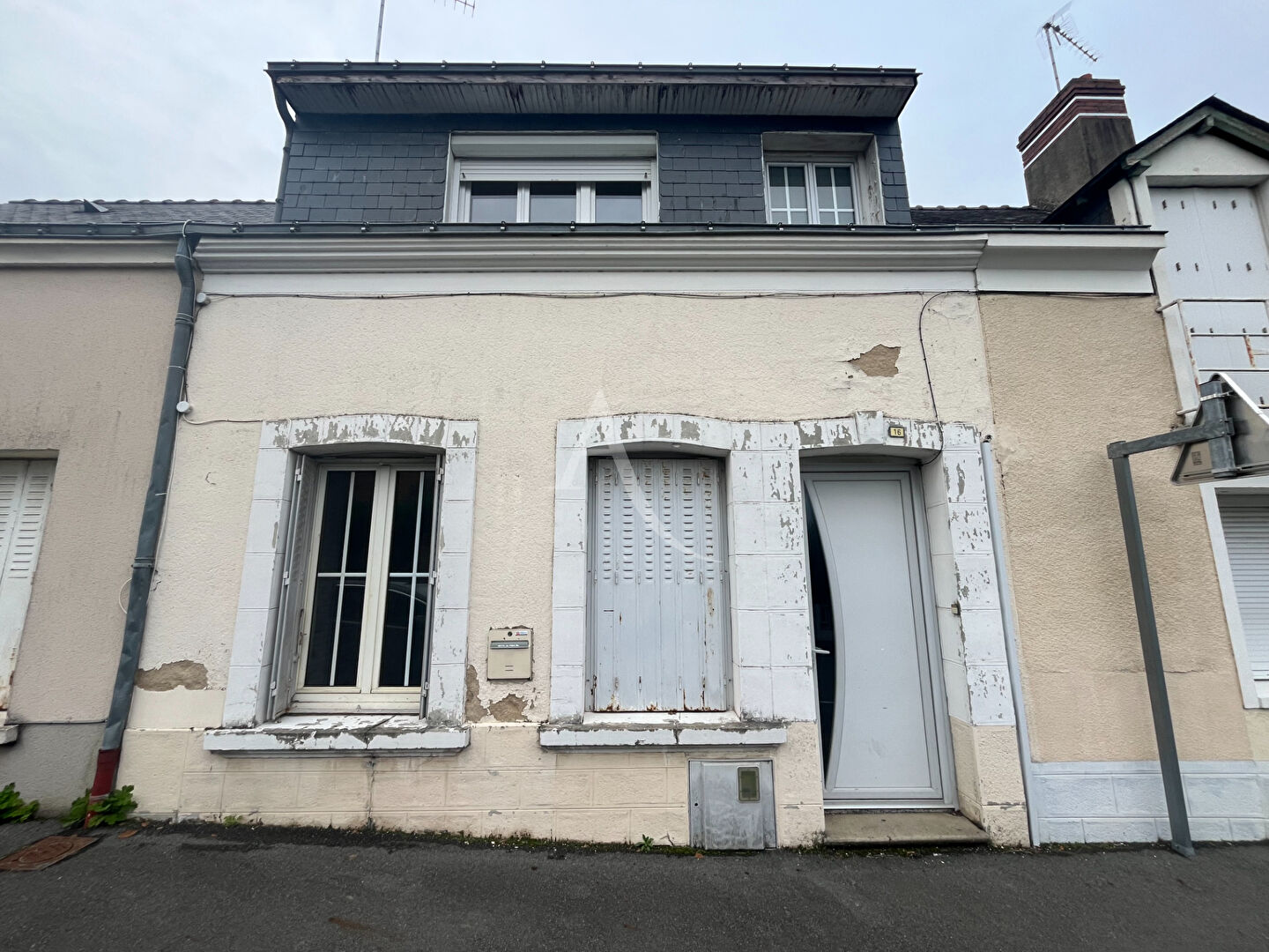 Maison 4 pièces - 70m² - STE GEMMES D ANDIGNE