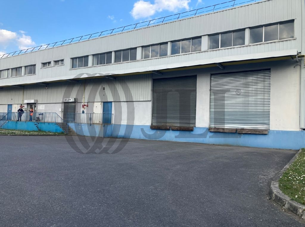 Local industriel  - 1 357m² - GOUSSAINVILLE