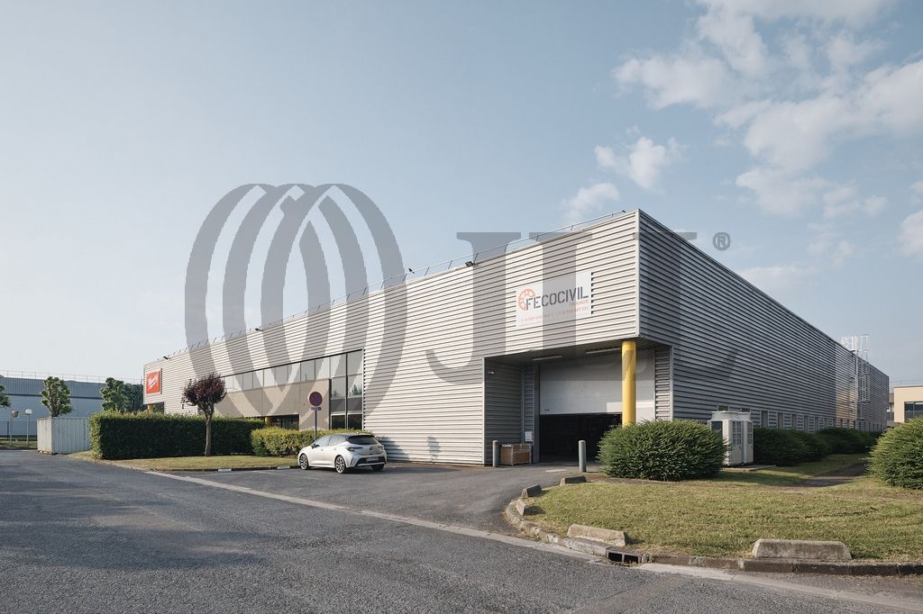 Local industriel  - 1 001m² - LE MESNIL AMELOT